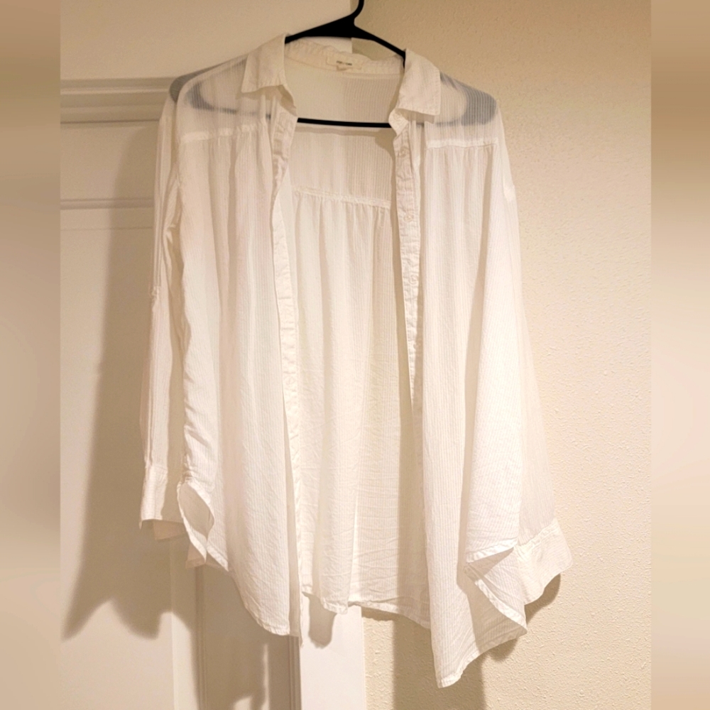 Semi Sheer Beach Button Down Oversize/Boyfriend Style XS